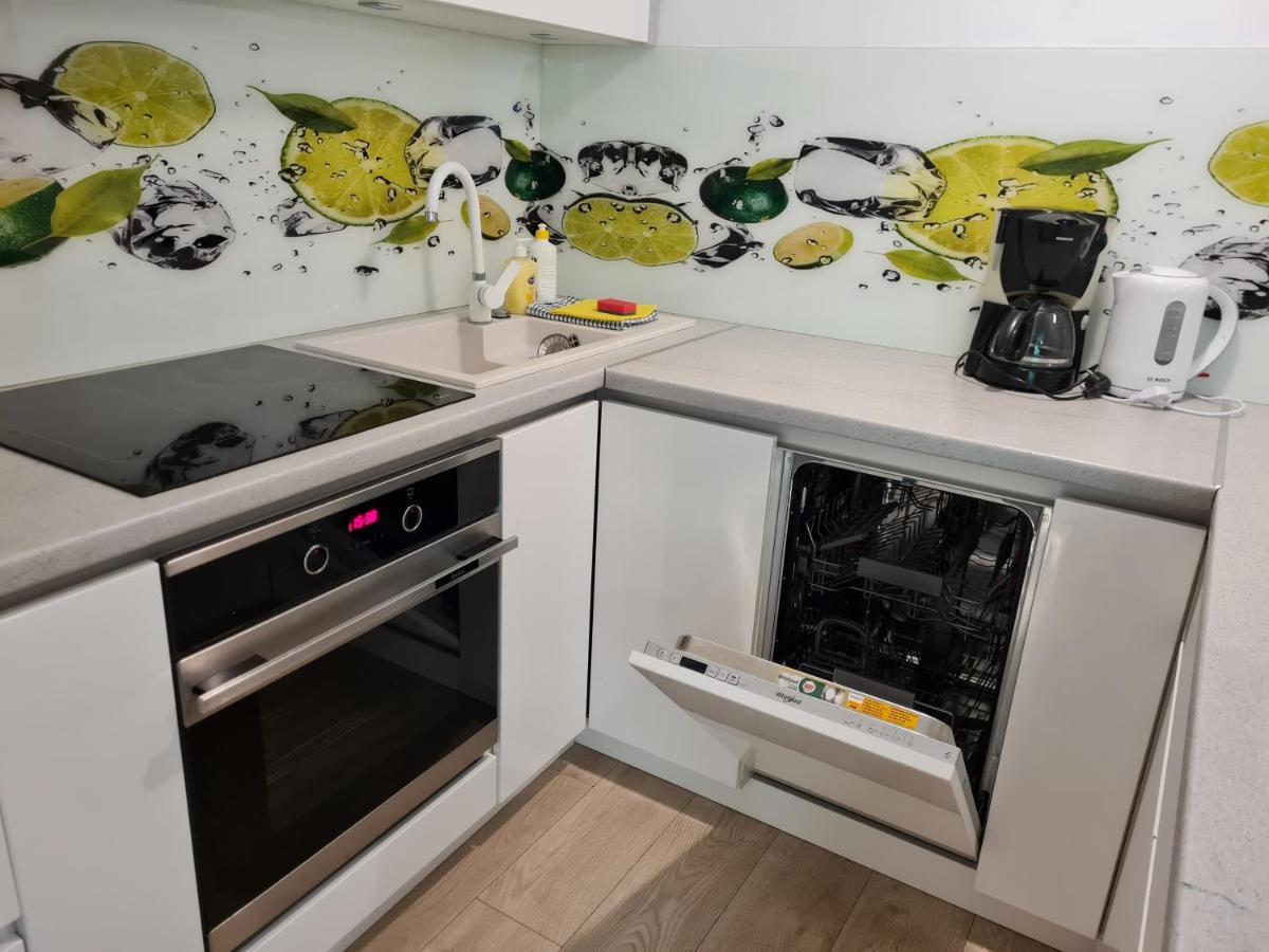 Apartamentyprzymorzu Apartament Z Basenem I Bawialnia Kołobrzeg Exterior foto